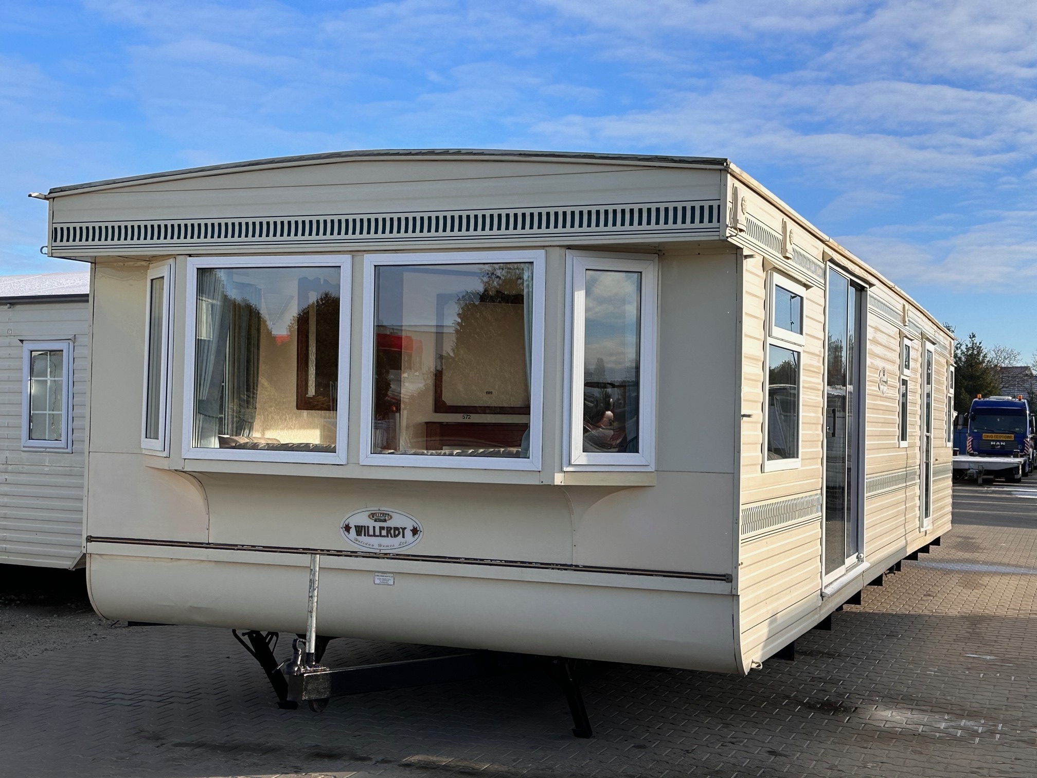 Winterfest Mobilheim Willerby Dorchester 11,20 x 3,70 m mit Zentralheizung